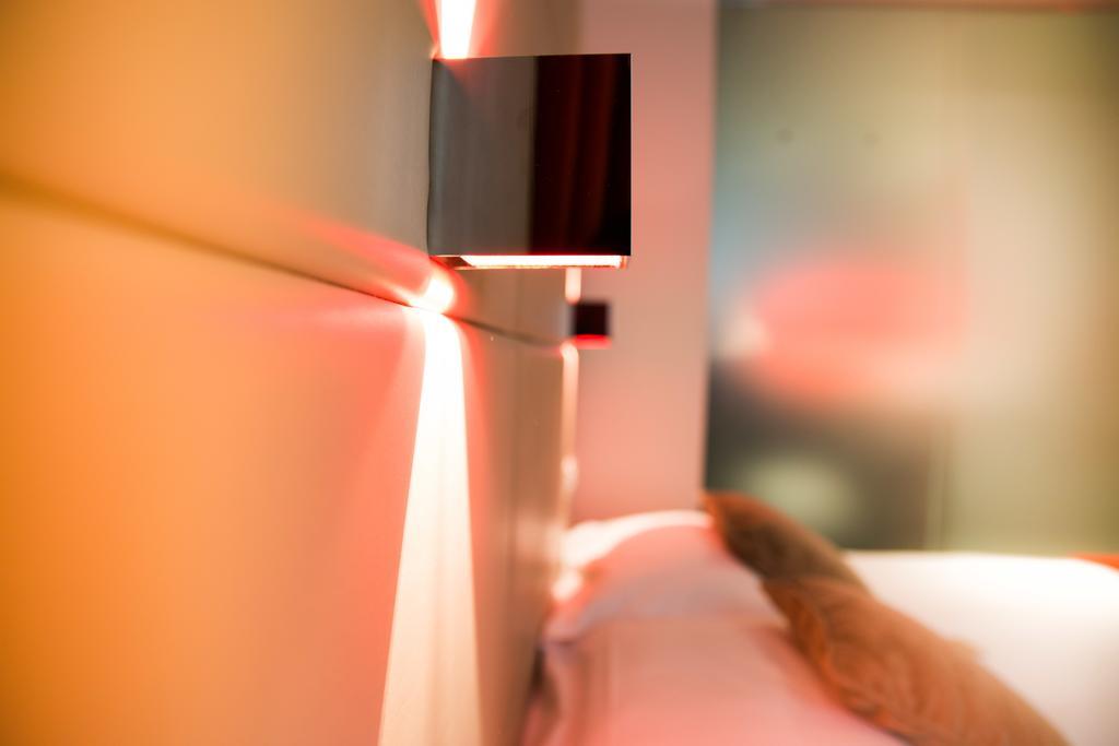 Golden Tulip Opera De Noailles 4* Parigi